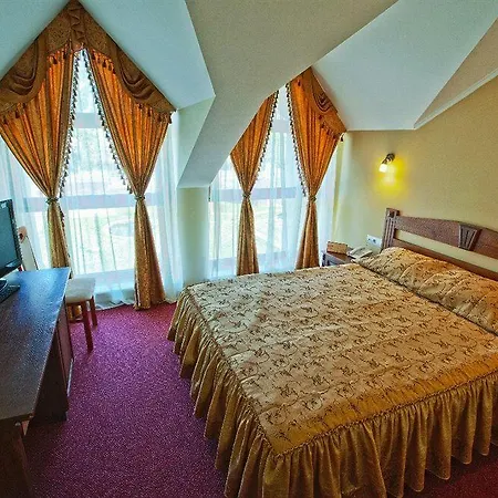 копа 3* Львов